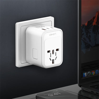 LDNIO  3 USB Ports 65W GaN Travel Adapter Z6