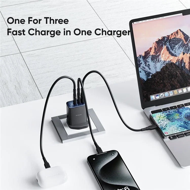 Mcdodo CH-2170 30W 3-Port Digital Display Fast Charger